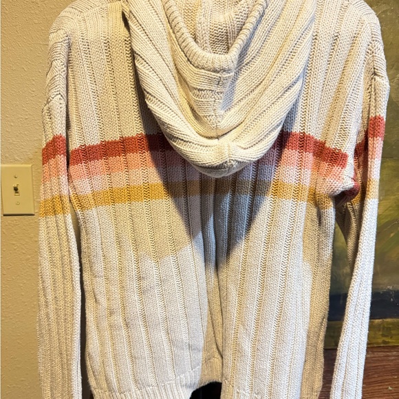 Rip Curl Sweater size Small - Picture 2 of 3